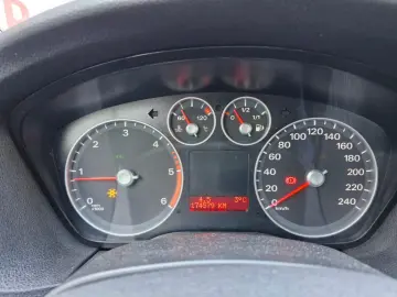 Ford Focus   Diesel   Manual – 2008