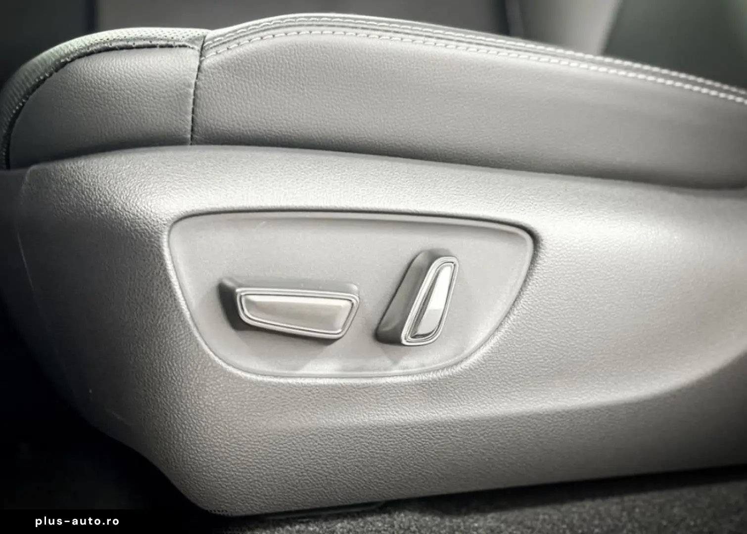 Toyota Land Cruiser 2.8L Exclusive