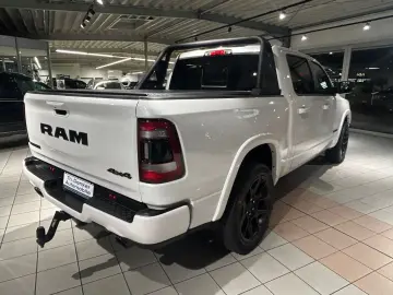 DODGE RAM Laramie Night  Luftfahrwerk  Pano  LED  V8