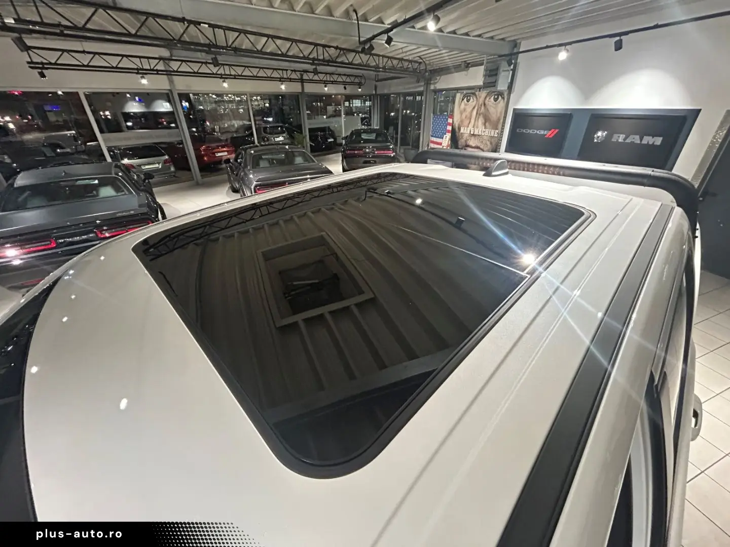 DODGE RAM Laramie Night  Luftfahrwerk  Pano  LED  V8