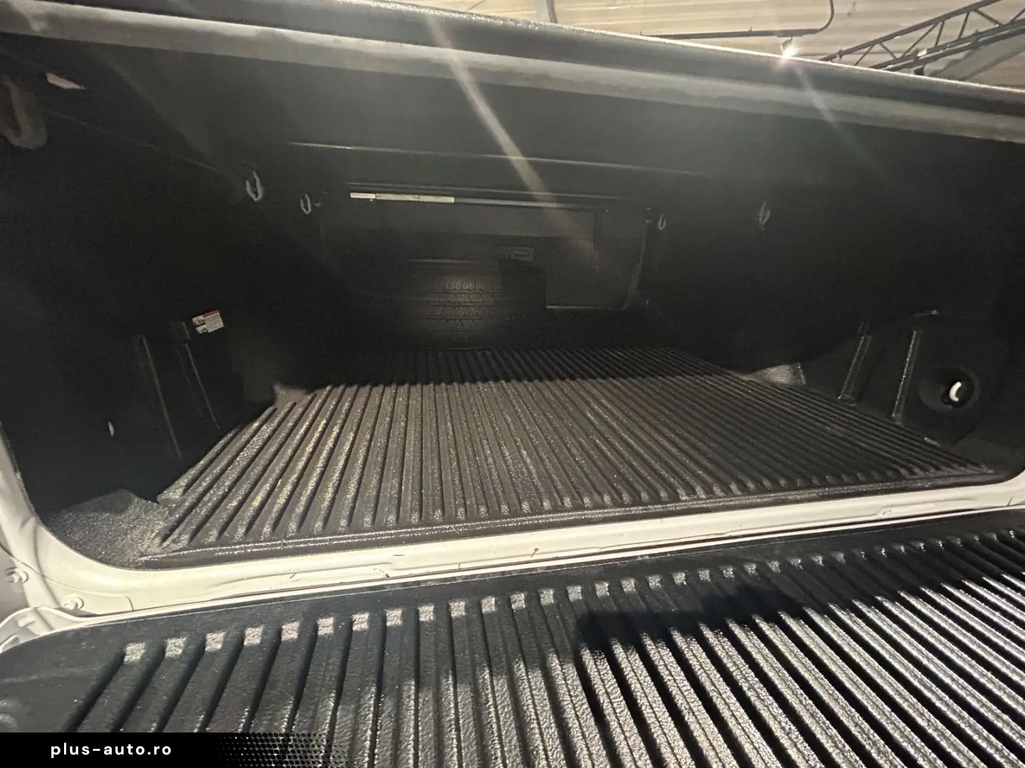 DODGE RAM Laramie Night  Luftfahrwerk  Pano  LED  V8