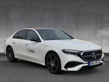 MERCEDES-BENZ E 200 AMG Superscreen