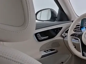 Mercedes-Benz E 200 BEIGE PANO SUPERSCREEN