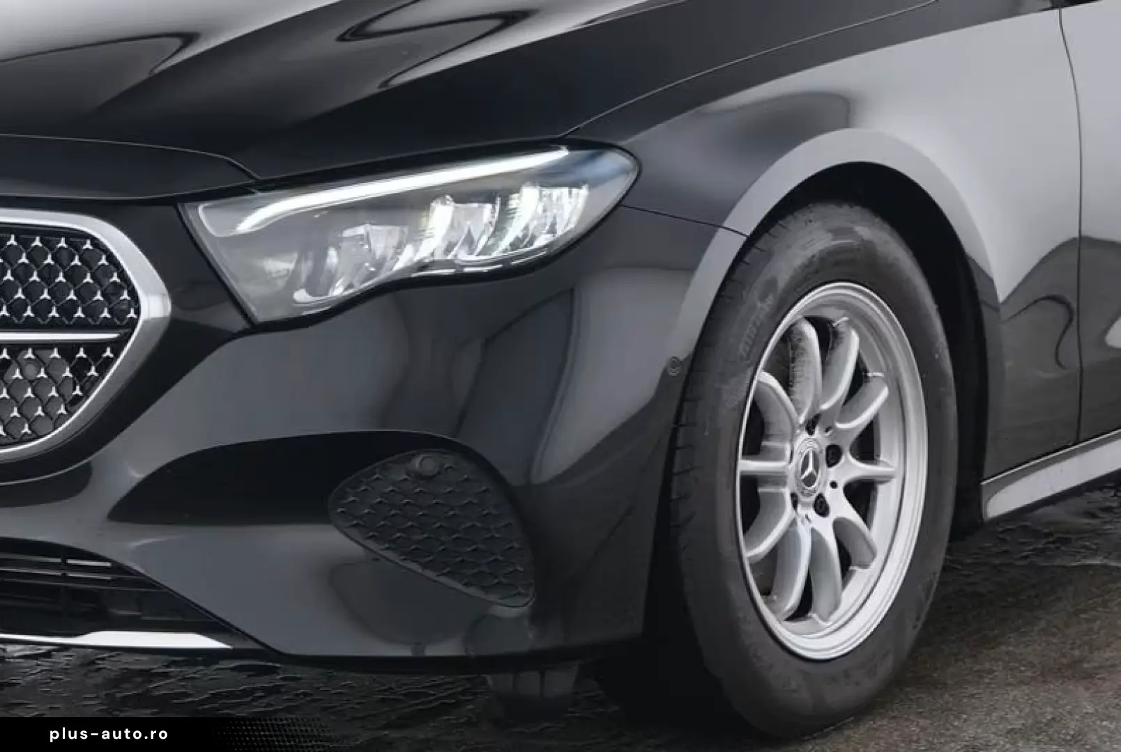 Mercedes-Benz E 200 BEIGE PANO SUPERSCREEN