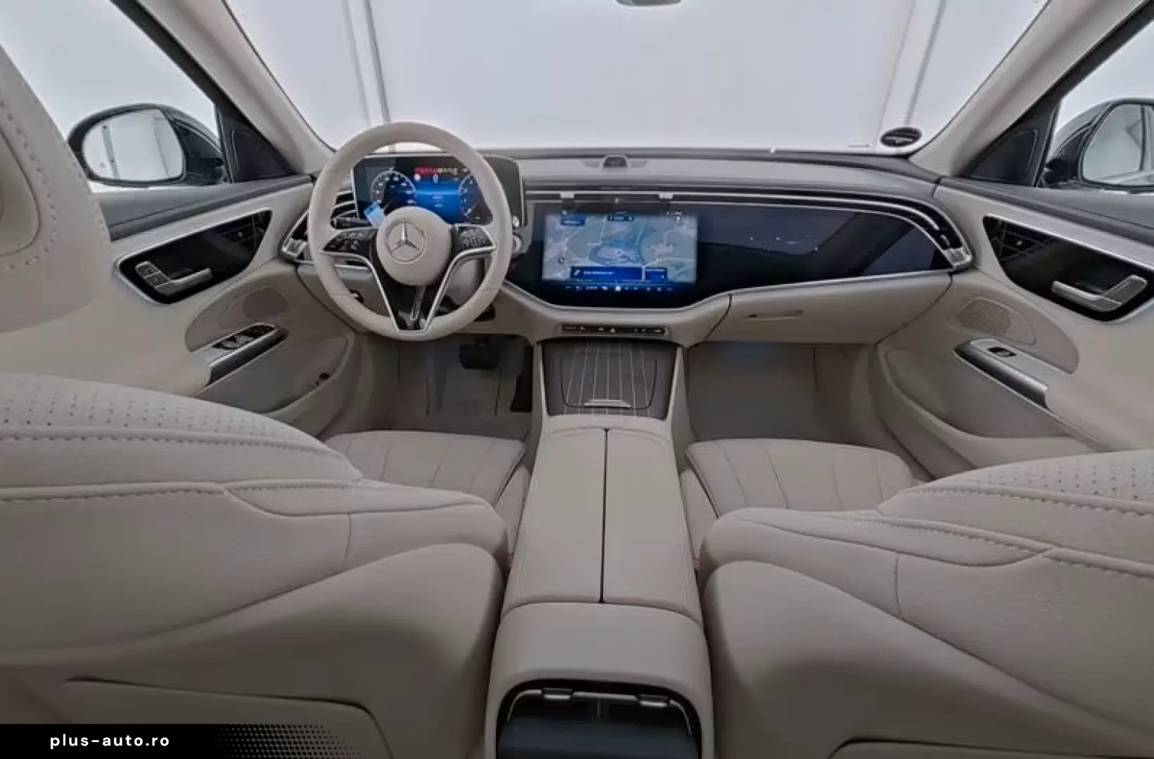 Mercedes-Benz E 200 BEIGE PANO SUPERSCREEN