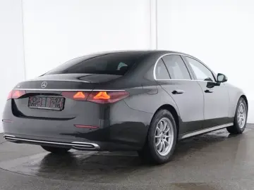 Mercedes-Benz E 200 BEIGE PANO SUPERSCREEN