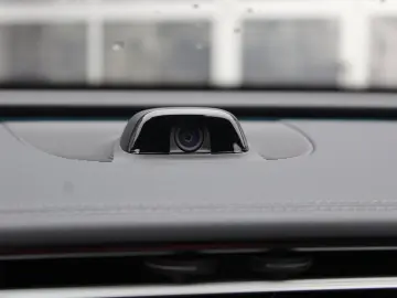 MERCEDES-BENZ E 200 AMG  SUPERSCREEN