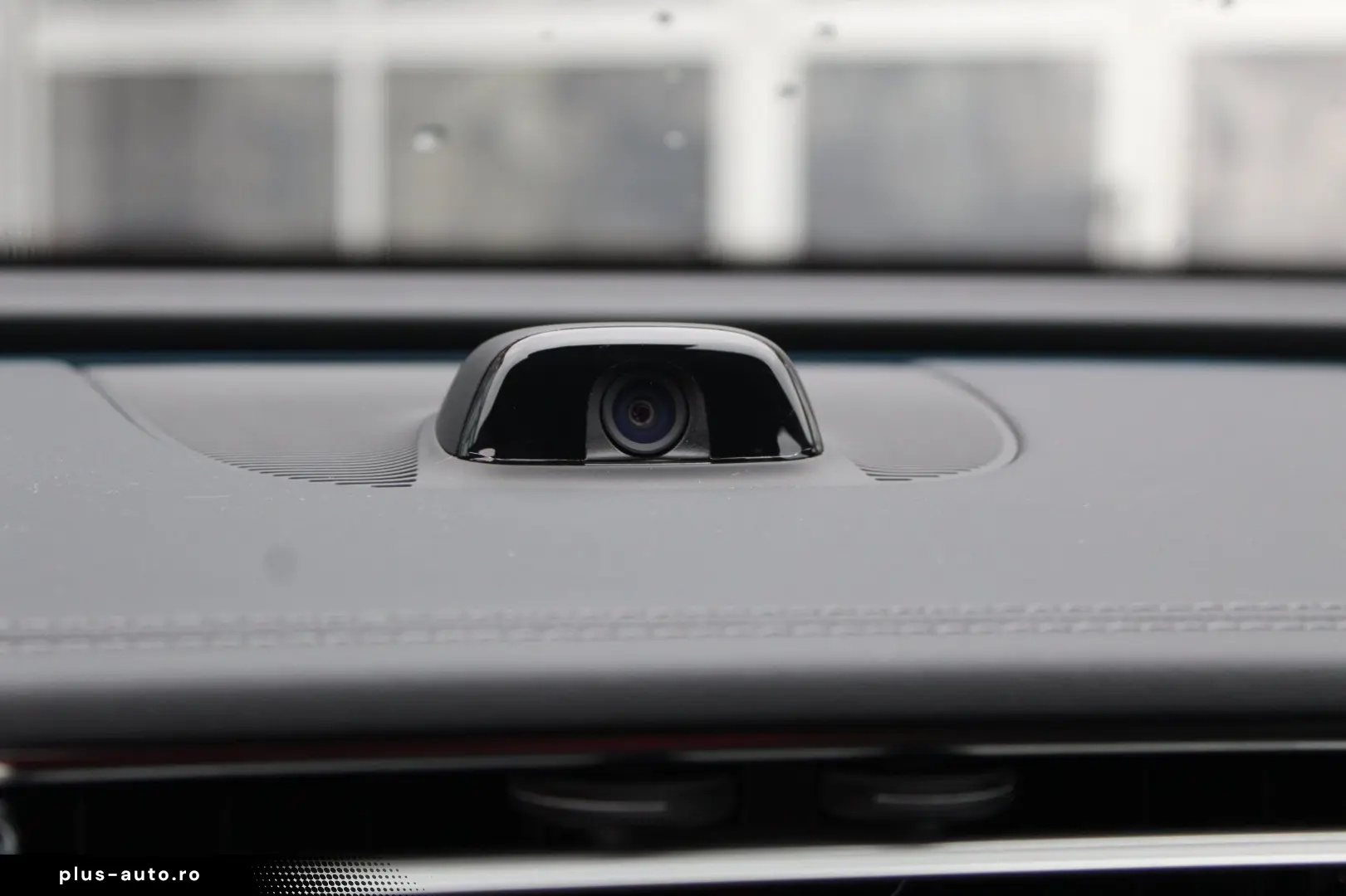 MERCEDES-BENZ E 200 AMG  SUPERSCREEN