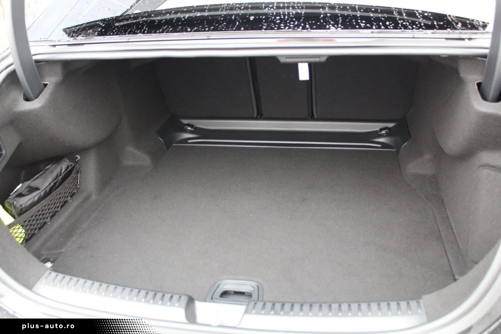 MERCEDES-BENZ E 200 AMG  SUPERSCREEN