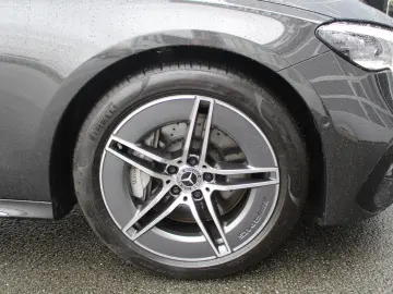 MERCEDES-BENZ E 200 AMG  SUPERSCREEN