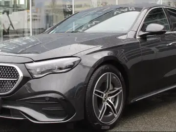 MERCEDES-BENZ E 200 AMG  SUPERSCREEN