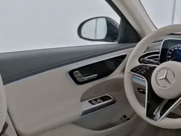 MERCEDES-BENZ E 300 e SUPERSCREEN BEIGE Avantgarde Advanced