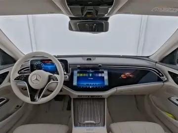 MERCEDES-BENZ E 300 e SUPERSCREEN BEIGE Avantgarde Advanced