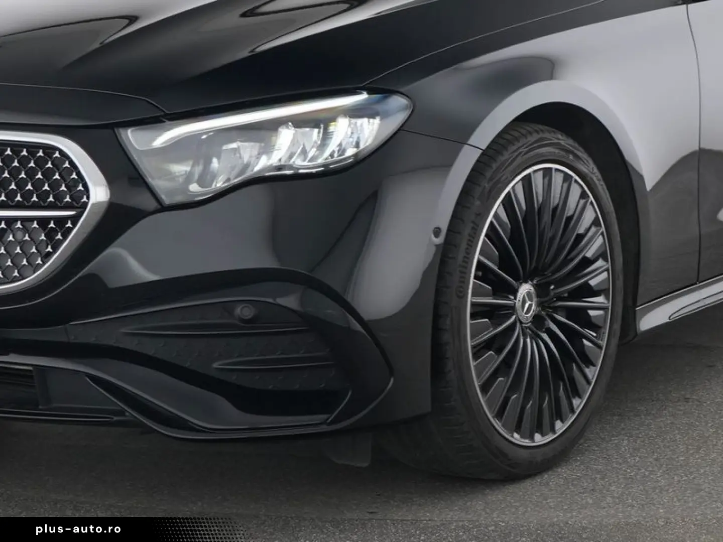 MERCEDES-BENZ E 220 d AMG Night SUPERSCREEN