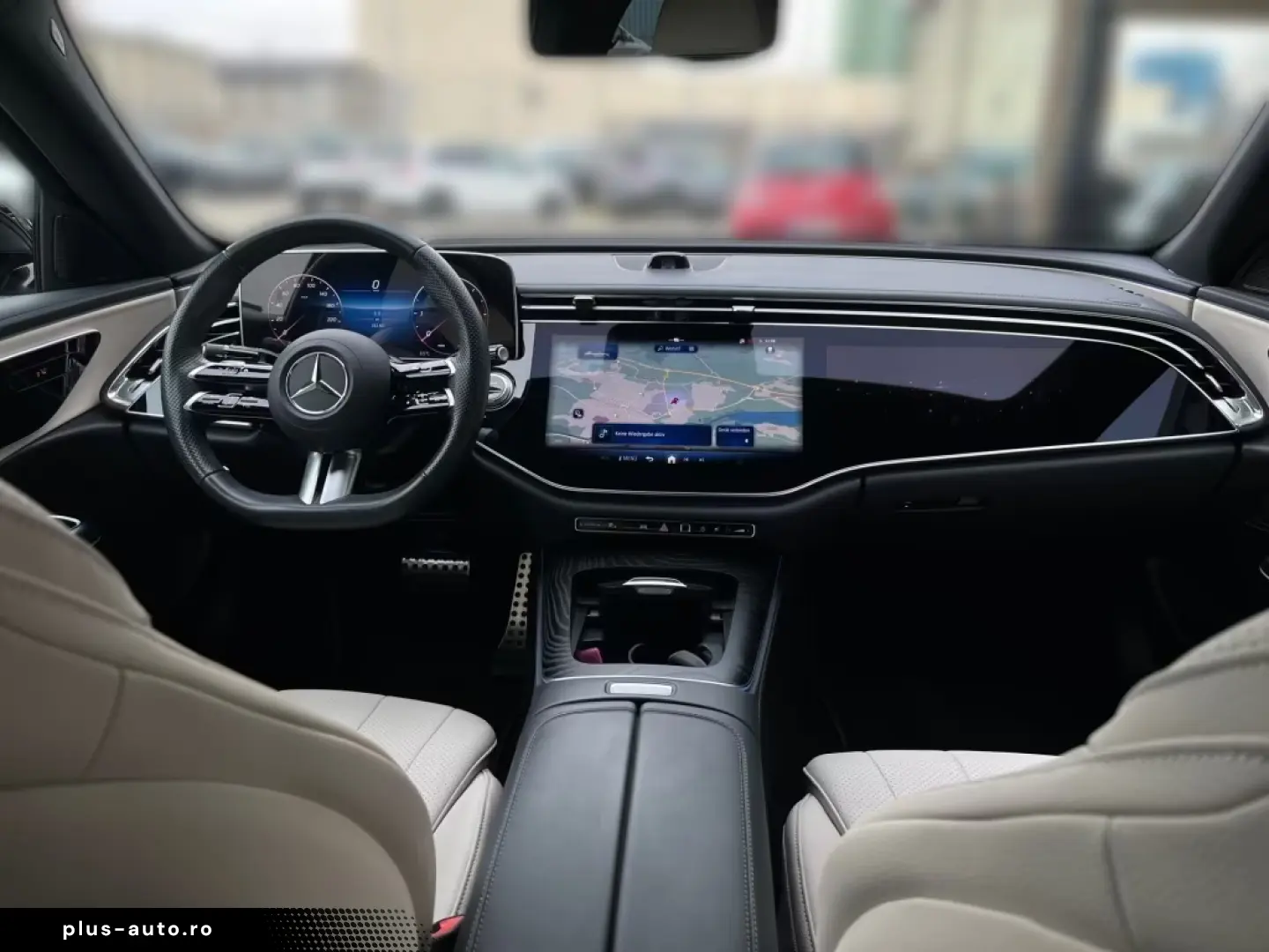 MERCEDES-BENZ E 220 d AMG Night SUPERSCREEN