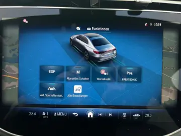 MERCEDES-BENZ E 220 d AMG Night SUPERSCREEN