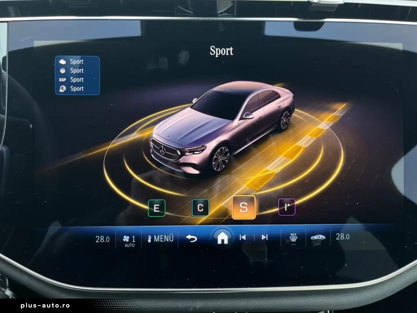 MERCEDES-BENZ E 220 d AMG Night SUPERSCREEN