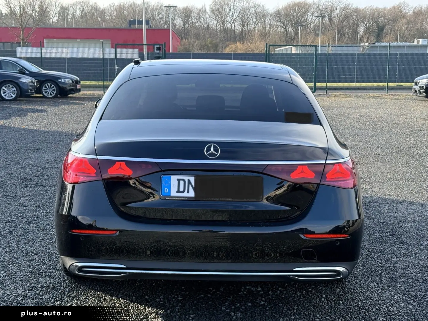 MERCEDES-BENZ E 200 d Avantgarde MBUX