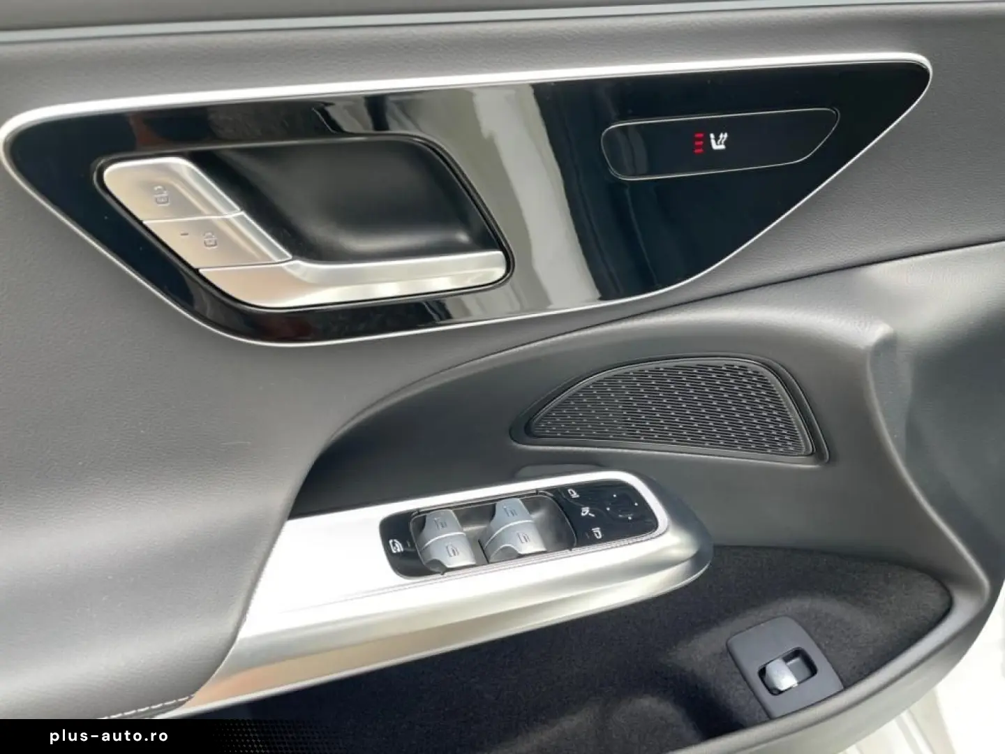 MERCEDES-BENZ E 220 d AMG AMG MBUX