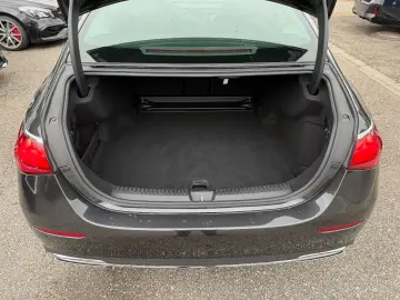 MERCEDES-BENZ E 200 Lim Avantgarde