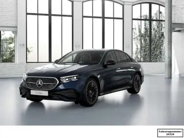 MERCEDES-BENZ E 220 d AMG Superscreen