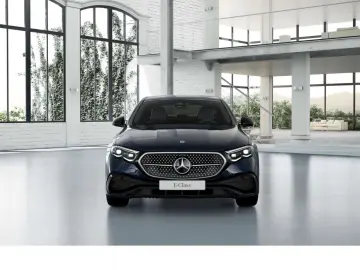 MERCEDES-BENZ E 220 d AMG Superscreen