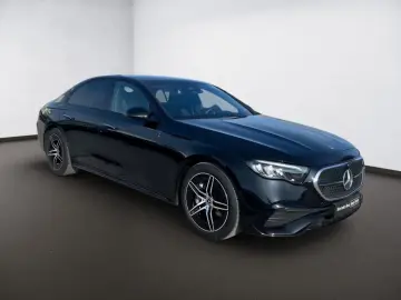 MERCEDES-BENZ E 220 d AMG Night