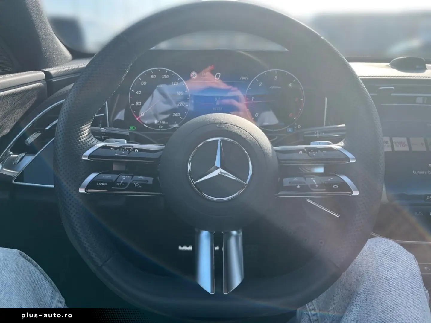 MERCEDES-BENZ E 220 d AMG Night