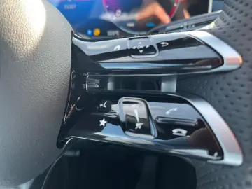 MERCEDES-BENZ E 220 d AMG Night