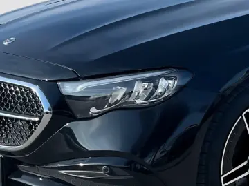 MERCEDES-BENZ E 220 d AMG Night