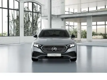 MERCEDES-BENZ E 220 d AMG Superscreen