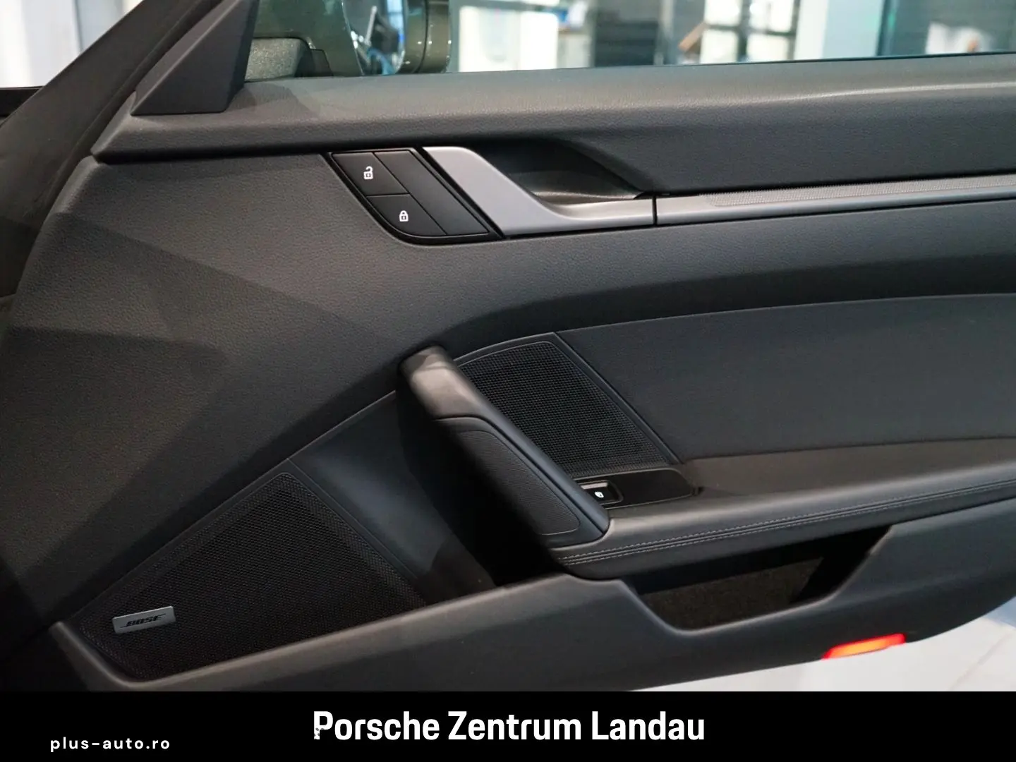 PORSCHE 992 911 Carrera LED-Matrix Sportabgasanlage BOSE