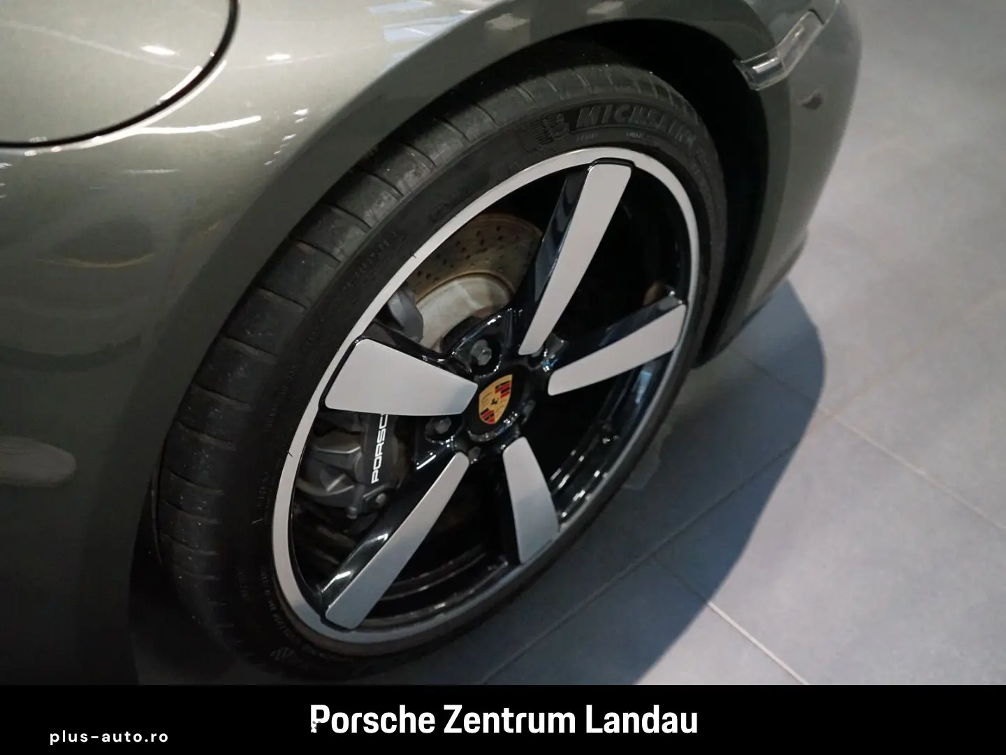 PORSCHE 992 911 Carrera LED-Matrix Sportabgasanlage BOSE