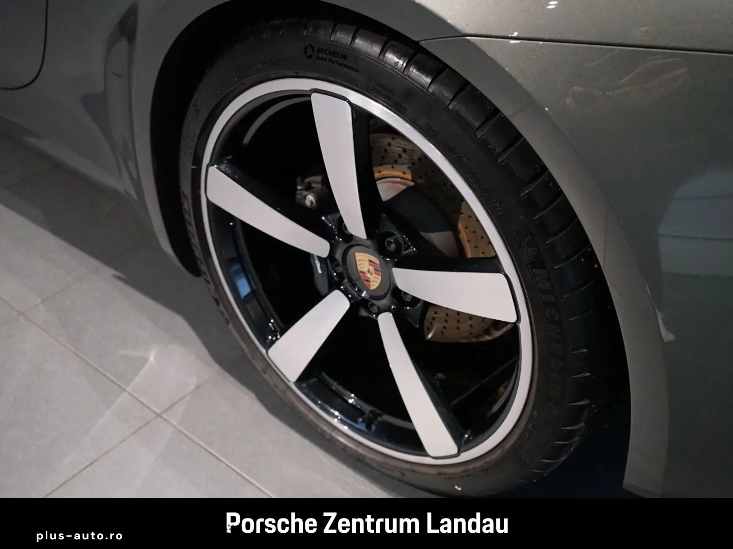 PORSCHE 992 911 Carrera LED-Matrix Sportabgasanlage BOSE