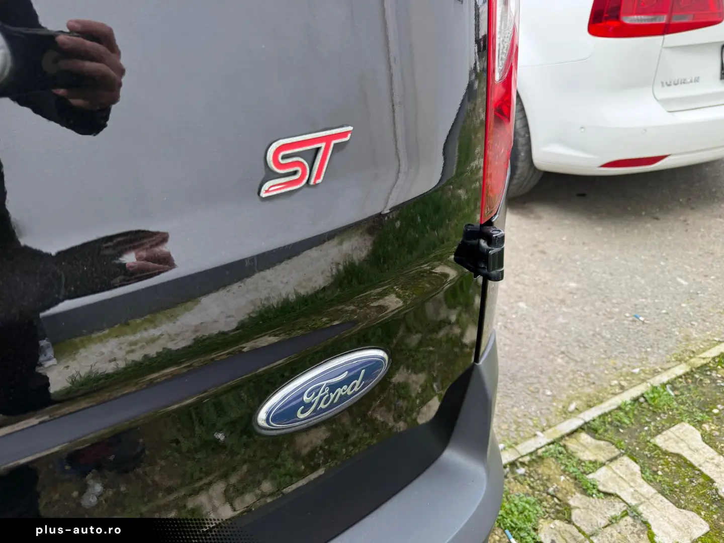 FORD TRANSIT CONNECT ST