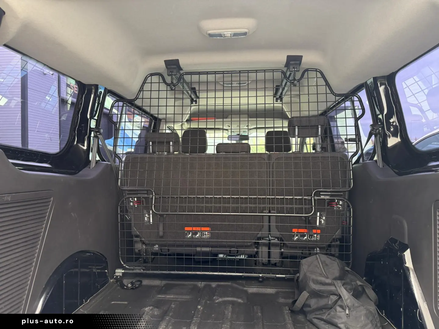 FORD TRANSIT CONNECT ST