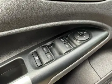 FORD TRANSIT CONNECT ST