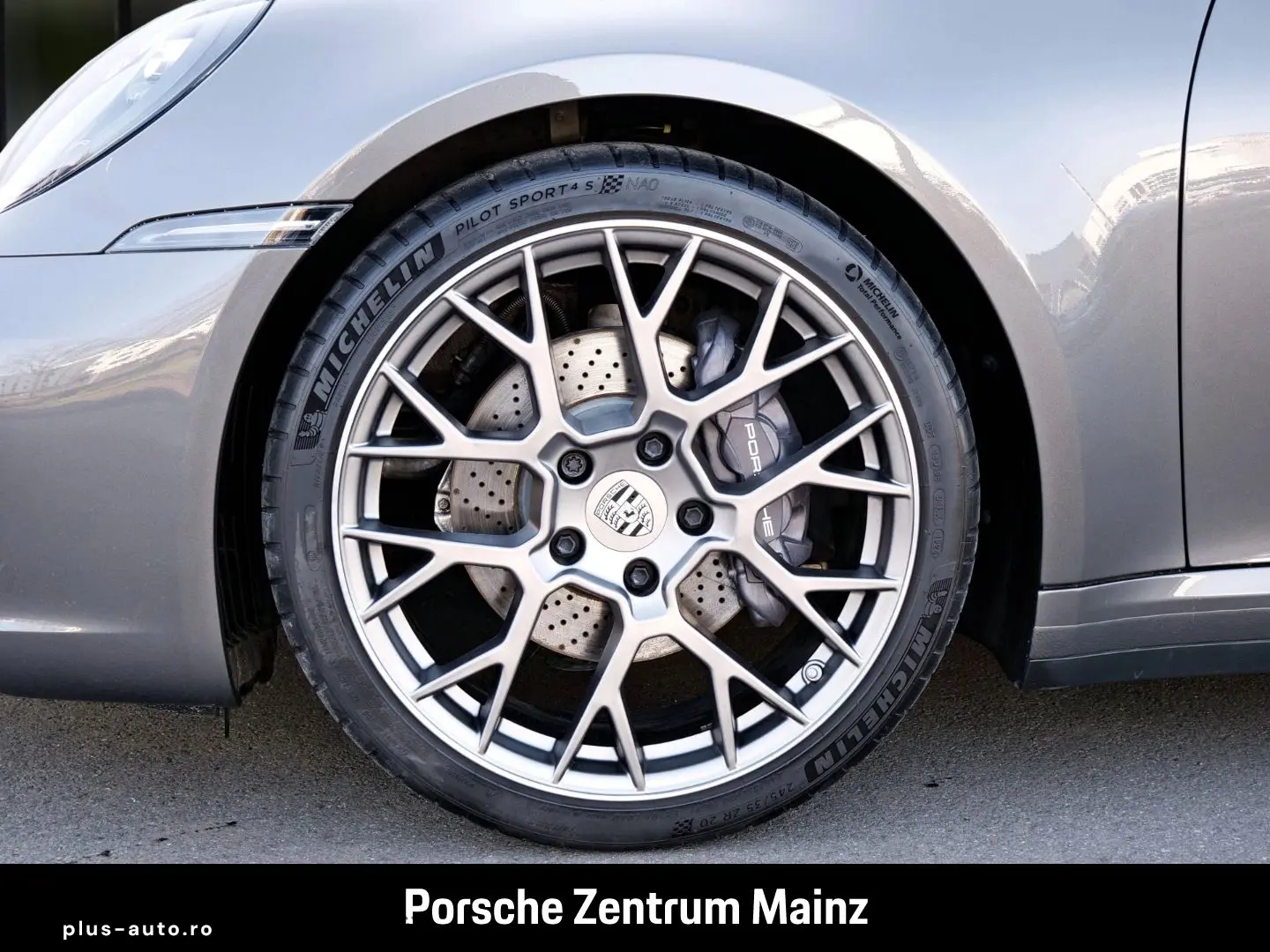 PORSCHE 992 911 Carrera SportDesign SAGA BOSE Schiebedac