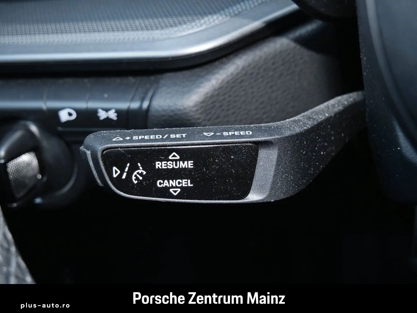 PORSCHE 992 911 Carrera SportDesign SAGA BOSE Schiebedac