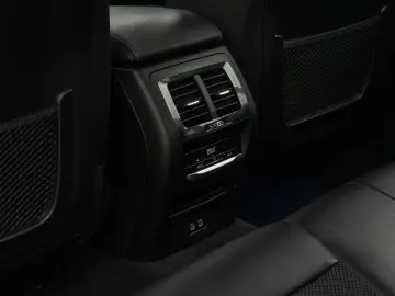 BMW X3 xD20d MSport Kamera DAB HiFi AHK Alarm 19Zoll