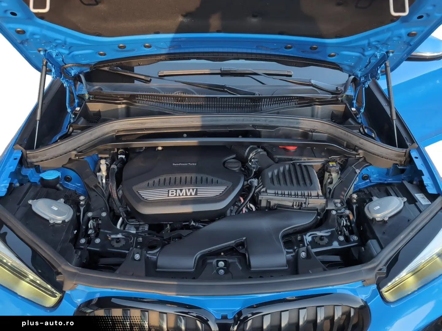 BMW X1 sDrive18d M Sportpaket   AHK HEAD-UP RFK HIFI