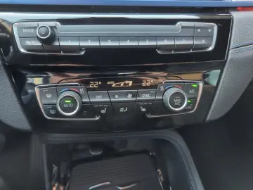 BMW X1 sDrive18d M Sportpaket   AHK HEAD-UP RFK HIFI