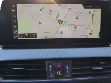 BMW X1 sDrive18d M Sportpaket   AHK HEAD-UP RFK HIFI