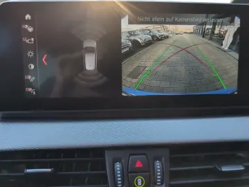 BMW X1 sDrive18d M Sportpaket   AHK HEAD-UP RFK HIFI