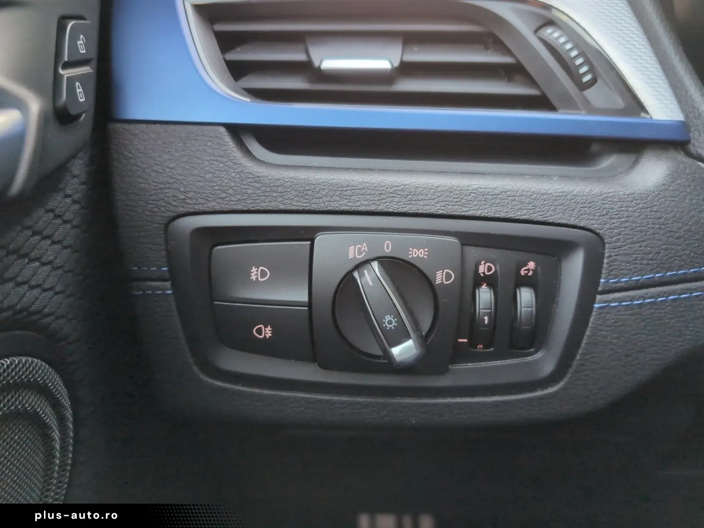 BMW X1 sDrive18d M Sportpaket   AHK HEAD-UP RFK HIFI