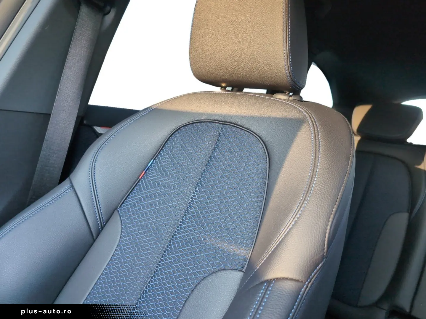 BMW X1 sDrive18d M Sportpaket   AHK HEAD-UP RFK HIFI