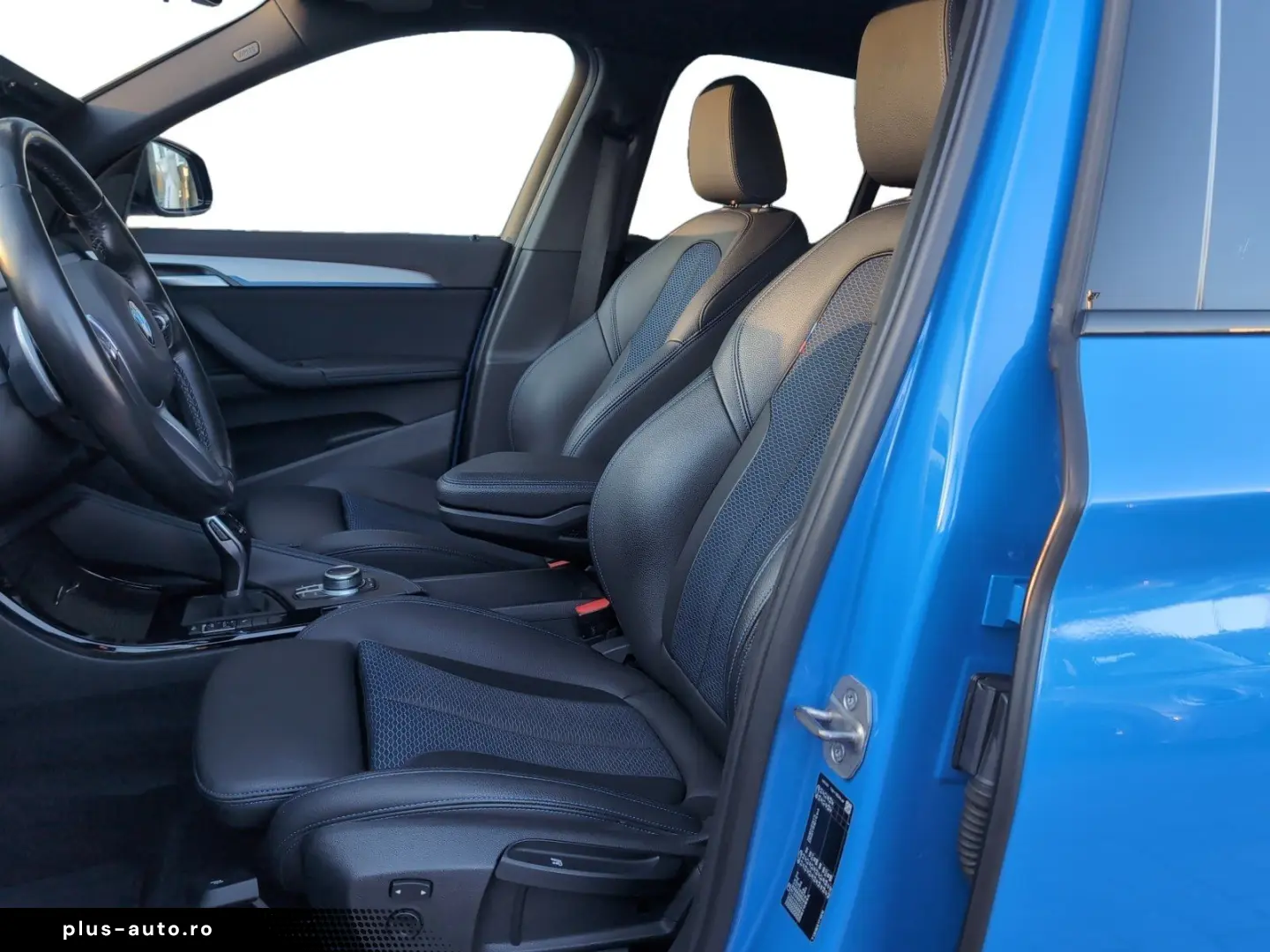 BMW X1 sDrive18d M Sportpaket   AHK HEAD-UP RFK HIFI