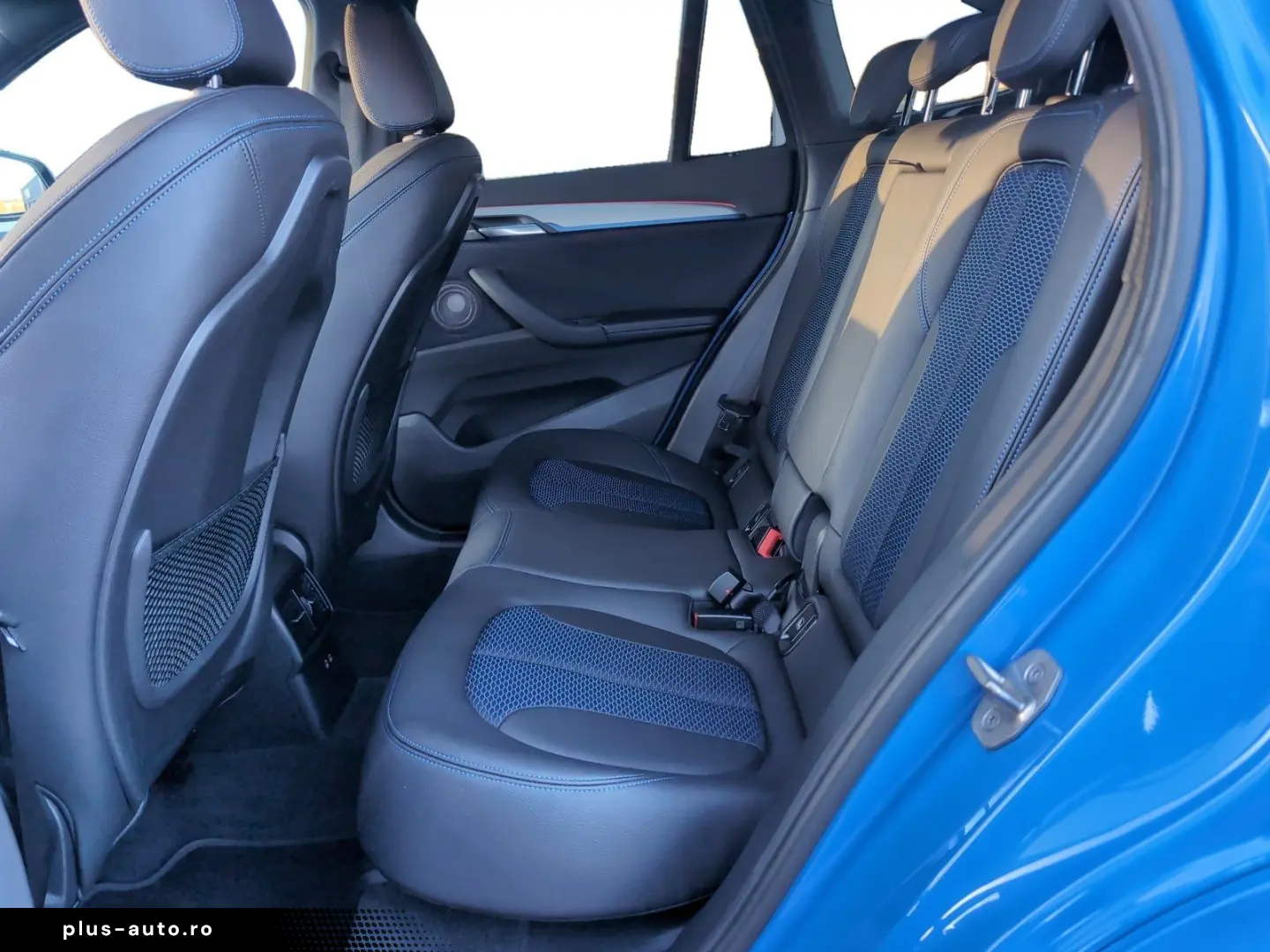 BMW X1 sDrive18d M Sportpaket   AHK HEAD-UP RFK HIFI