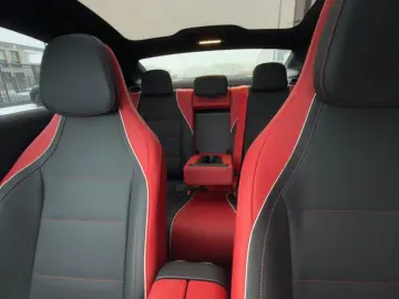 MERCEDES BENZ CLA 220 4M AMG