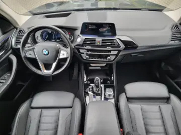 BMW X3 xDrive 20d HUD AHK Pano Dig. Cockpit Soundsys